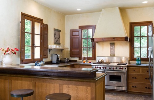 Glen Ellen House | Tuscan Wine Country Villa