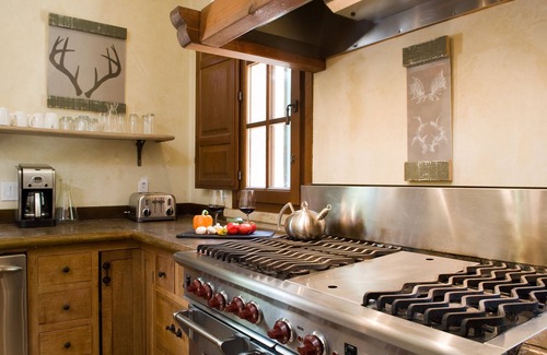 Glen Ellen House | Tuscan Wine Country Villa
