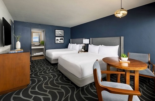 Monterey House | You Found It! 4 Pet-friendly Units, Ocean View, Outdoor Swimming Pool