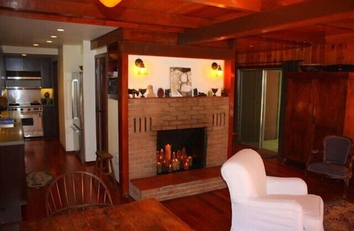 Donner Lake Woods House | 1 bed + kids room, 2 bath, sleeps 4 adults. West End of Donner Lake DLR#105