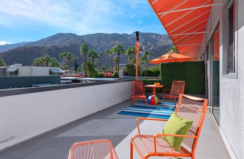 Uptown Design District Apartment | 1-Bedroom Master Suite #219