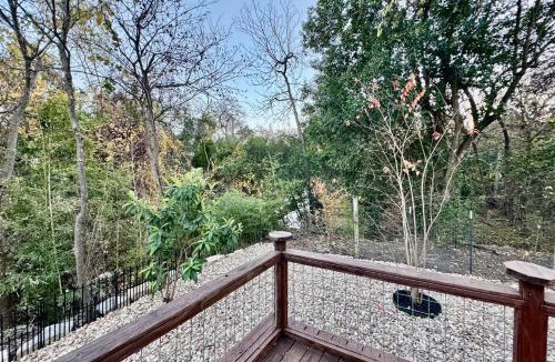 Hancock House | 1 Mi to Campus! Creekside Austin Home w/Game Room