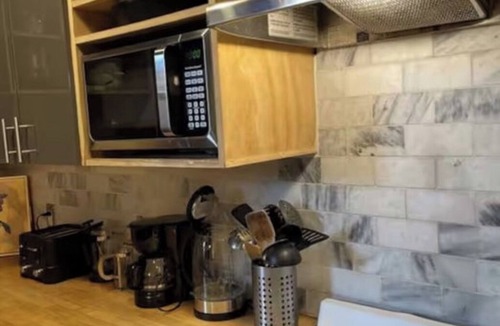 Los Feliz Hotel | 10 beds in a Silverlake hostel - private