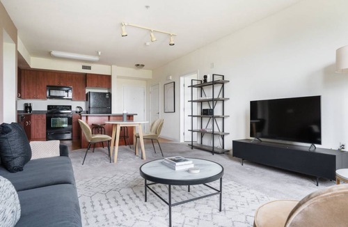 Union City Apartment | 106 m² Apartment ∙ 2 bedrooms ∙ 4 guests