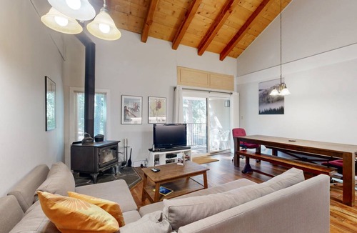 Carnelian Woods Condo | 122 m² Condo ∙ 2 bedrooms ∙ 6 guests