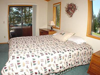 Tahoe Keys Condo | 128 m² Condo ∙ 3 bedrooms ∙ 8 guests