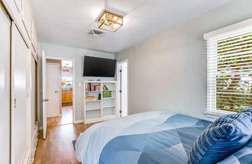 Carlsbad House | 139 m² House ∙ 3 bedrooms ∙ 7 guests