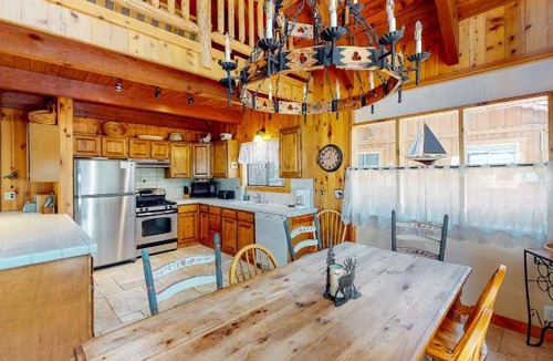 Tahoe Pines House | 152 m² House ∙ 4 bedrooms ∙ 10 guests