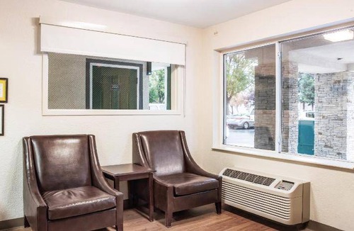 Rancho Cordova Hotel | 18 m² Hotel ∙ 4 guests