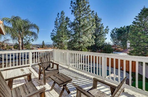 Lake Elsinore House | 181 m² House ∙ 4 bedrooms ∙ 10 guests
