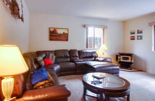 Al Tahoe House | 184 m² House ∙ 4 bedrooms ∙ 12 guests