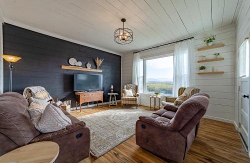 Ferndale House | 1858 Homestead