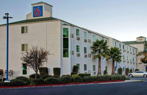 Gilroy Hotel | 19 m² Hotel ∙ 127 guests