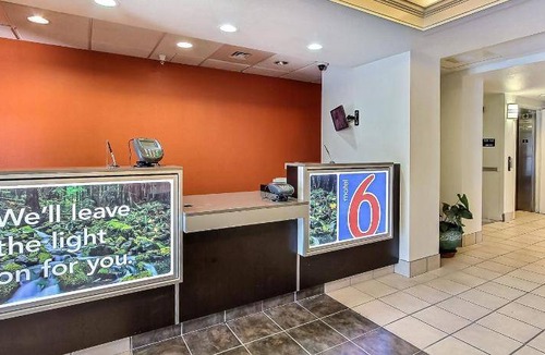 Gilroy Hotel | 19 m² Hotel ∙ 127 guests