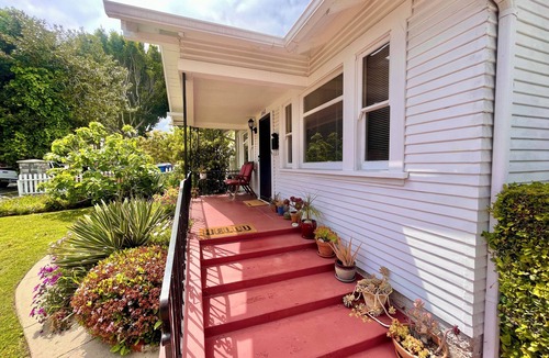Central San Pedro House | 1924 California Bungalow in San Pedro