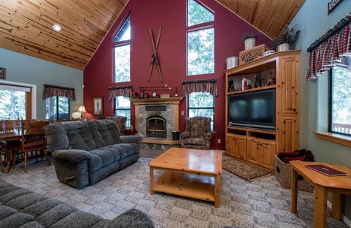 Granite Ridge House | 196 m² House ∙ 4 bedrooms ∙ 10 guests
