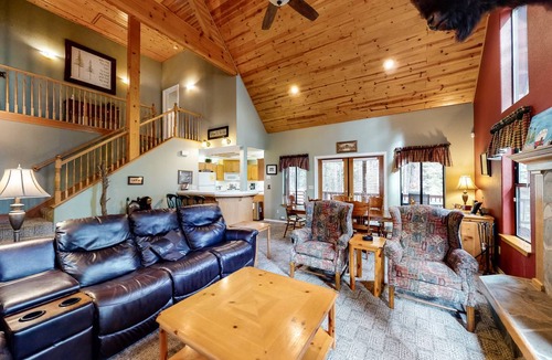Granite Ridge House | 196 m² House ∙ 4 bedrooms ∙ 10 guests