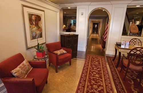 Fillmore District Condo | 1br Condo Performing Arts Venues Galore!