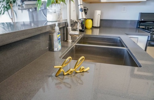 La Jolla Condo | 1BR Cozy La Jolla Condo, in a boutique building in the heart of Bird Rock