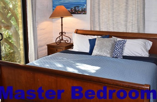 Mission Canyon House | 2 bdrm w/loft 6ppl 10 min 2 town w/kitchen, WiFi, free parking, pet friendly.