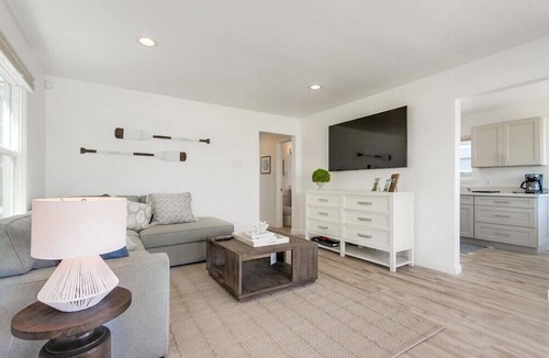 Mission Beach House | 2 Levels of Waterfront * Bay View Patio * AC