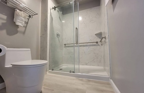 Newhall Hotel | 2 Units with Free Parking! Near Children's Discovery Museum of San Jose