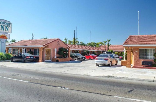 Los Banos Hotel | 20 m² Motel ∙ 127 guests