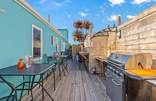 Stockton Hotel | 204 m² Hotel ∙ 6 bedrooms ∙ 23 guests
