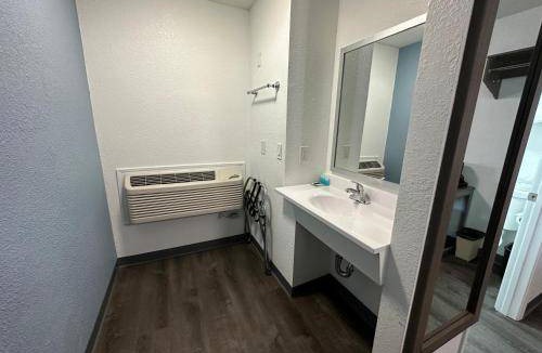 Livermore Hotel | 210 m² Hotel ∙ 4 guests
