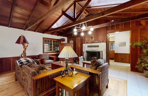 Little River House | 214 m² House ∙ 3 bedrooms ∙ 8 guests