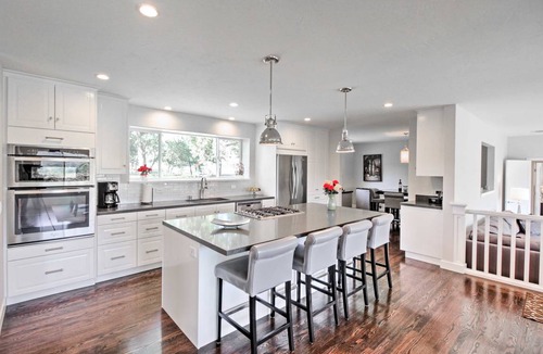 Sonoma House | 222 m² House ∙ 4 bedrooms ∙ 8 guests