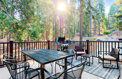 Yosemite National Park House | 222 m² House ∙ 3 bedrooms ∙ 10 guests