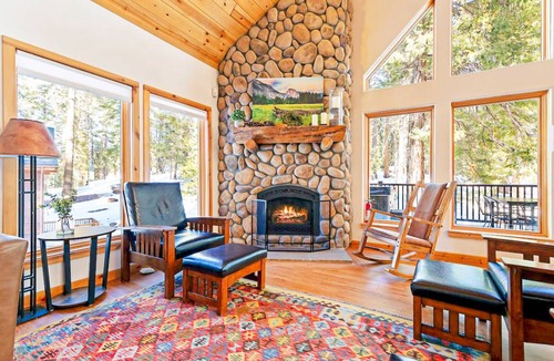 Yosemite National Park House | 222 m² House ∙ 3 bedrooms ∙ 10 guests
