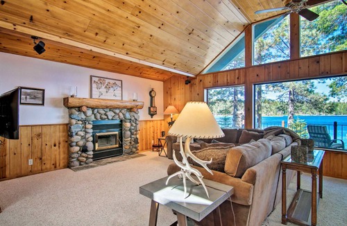 Meeks Bay House | 227 m² House ∙ 4 bedrooms ∙ 8 guests