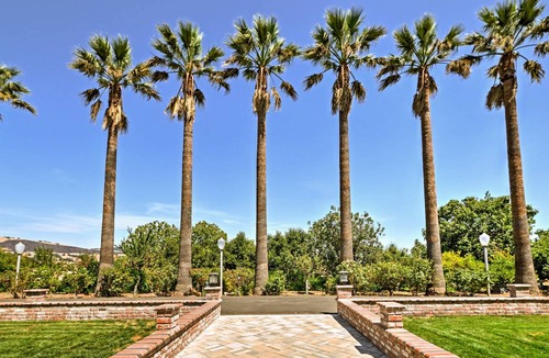 Gilroy House | 232 m² House ∙ 3 bedrooms ∙ 7 guests