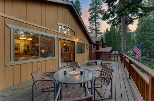 Tahoe Vista House | 232 m² House ∙ 3 bedrooms ∙ 6 guests