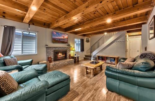 Christmas Valley Ski Chalet | 2782B Tahoe River Chalet
