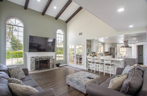 Temecula House | 285 m² House ∙ 5 bedrooms ∙ 8 guests