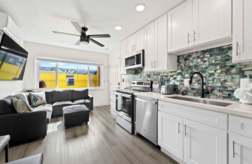 North Park Apartment | 2BR Urban Retreat w/Rooftop Lounge
