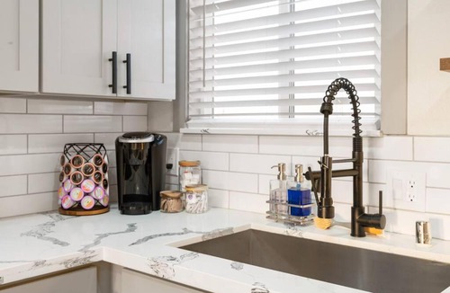 Clarksburg House | 3-Bedroom Farmhouse Villa Near The Old Sugar Mill