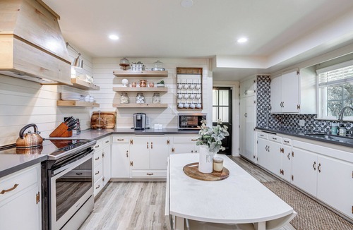 Callender House | 3 Mi to Golf & Wineries: Arroyo Grande Home!