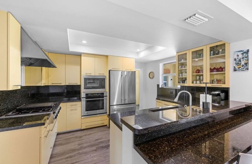 Boca Raton House | 3 OR 6 bdrms Villa - 1 minute from the beach ADD GUESTHOUSE