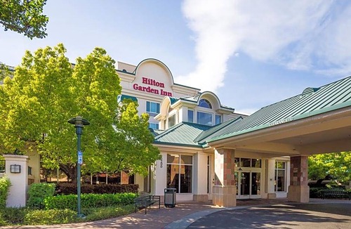 Fairfield Hotel | 3-Star Hotel ∙ Hilton Garden Inn Fairfield