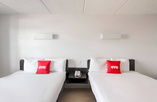 Memorial Hotel | 3 Traveler-Focused Units w/All Basics Close to CityCentre Plaza Fun