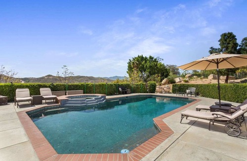 Perris House | 30+ Night Stay! Stunning House W/Pool & Spa, Bridal Suite, Views!