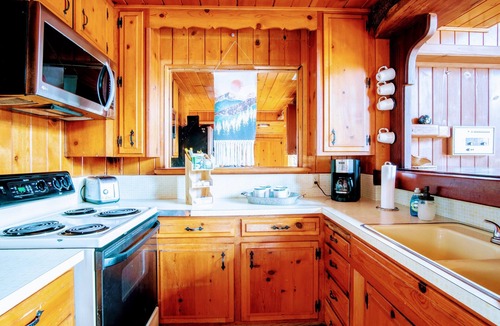 Ponderosa House | 30% OFF 7200 ft Sequoian - Large Family, Trail of 100 Giant, Sequoias, Rivers