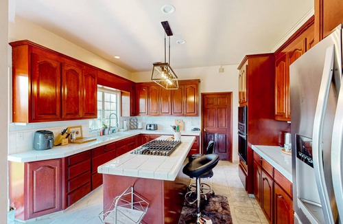 Penngrove House | 307 m² House ∙ 4 bedrooms ∙ 10 guests