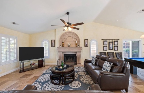 Temecula House | 309 m² House ∙ 5 bedrooms ∙ 10 guests