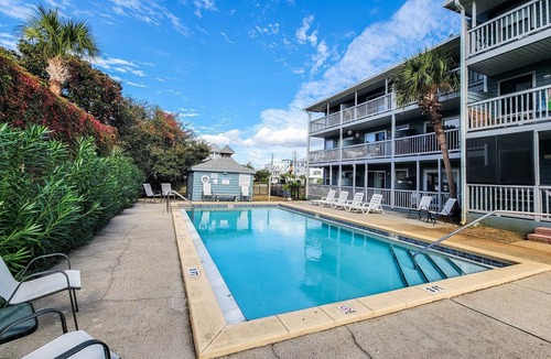 Inlet Beach Condo | 30A Inlet Sands 105 | Walk to Beach & Rosemary! Private Patio w/Pool Access!