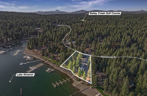 Peninsula Village Cabin | 318 m² Cabin ∙ 8 bedrooms ∙ 22 guests